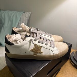 Shu Shop White Sneakers with Glitter Star size 10